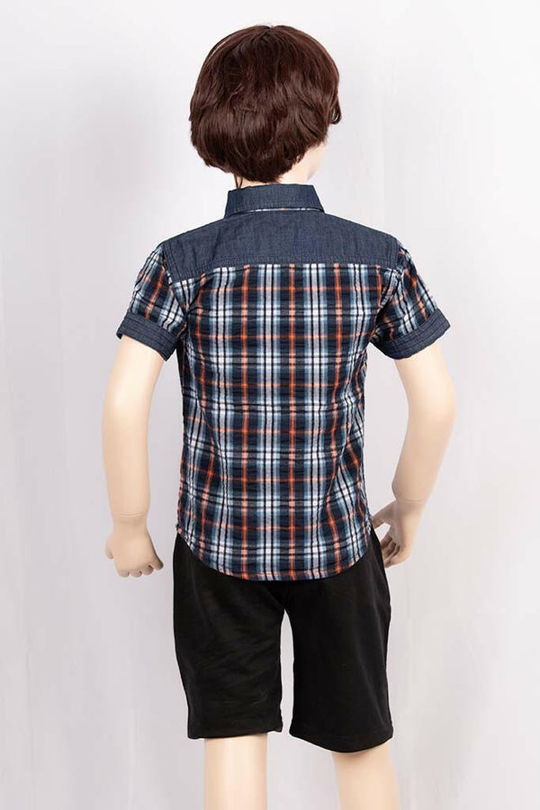 Boy’s short sleeve slim fit Shirt.