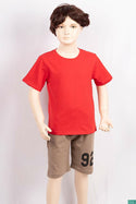 Boy's round neck regular fit short sleeve T-shirts.