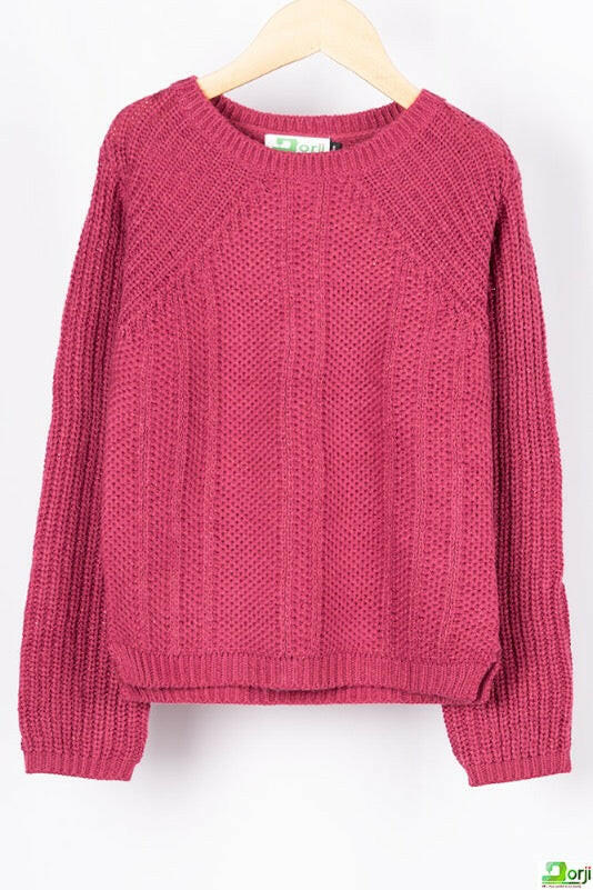 Girl’s full sleeve slim fit round neck knitted sparkle sweater in various colours. A very beautifully knitted comfortable sweater with 65% cotton & 35% polyester. Suitable for Winter and Spring.