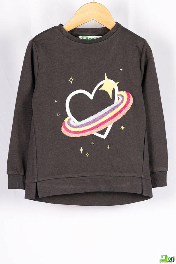 Girl's crew neck casual fit full sleeve love heart rainbow jumper in Grey.