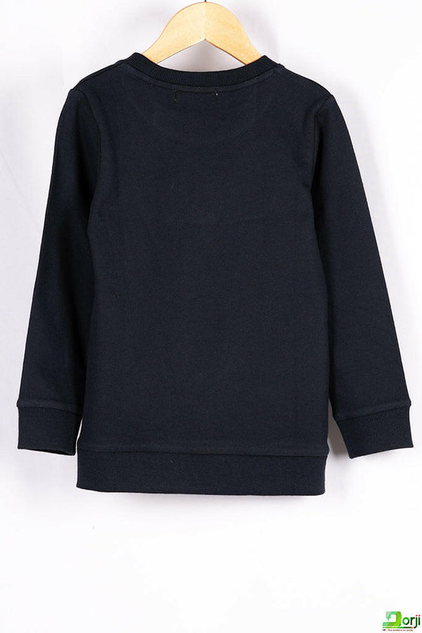 Girl's crew neck full sleeve jumper in Black.