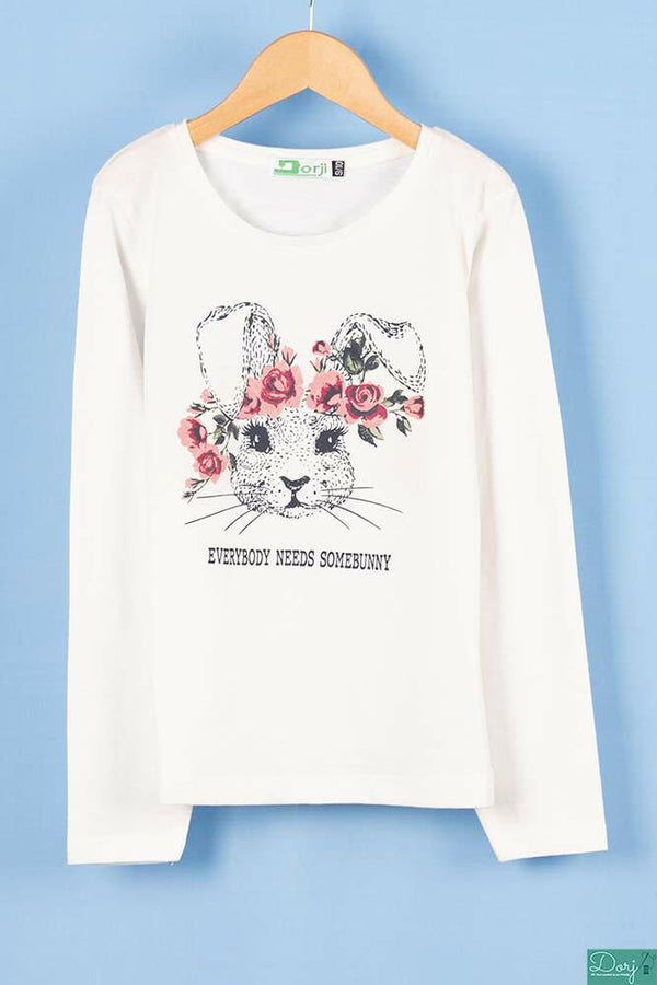 Girl's full sleeve casual fit T- Shirt in Off White.