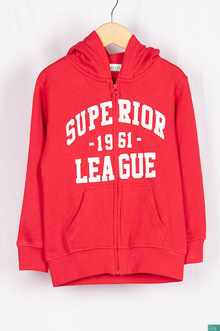 Girl's full sleeve casual fit hoodie on Red with pockets.