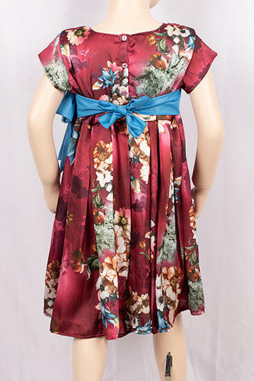 Girls short sleeve silk frock dresses with a cute bow with belt.