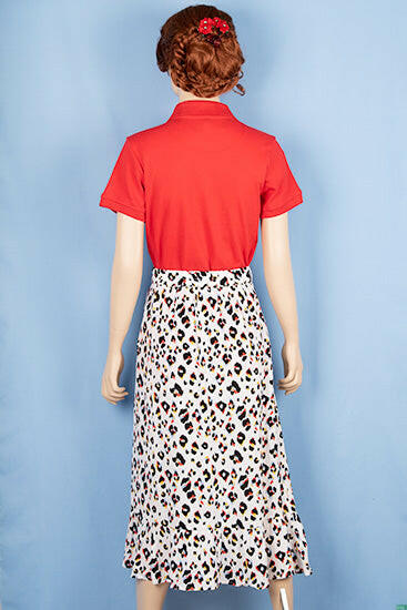 Ladies casual fit mid length stylish Skirts