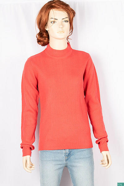 Ladies full sleeve casual fit round neck sweater.