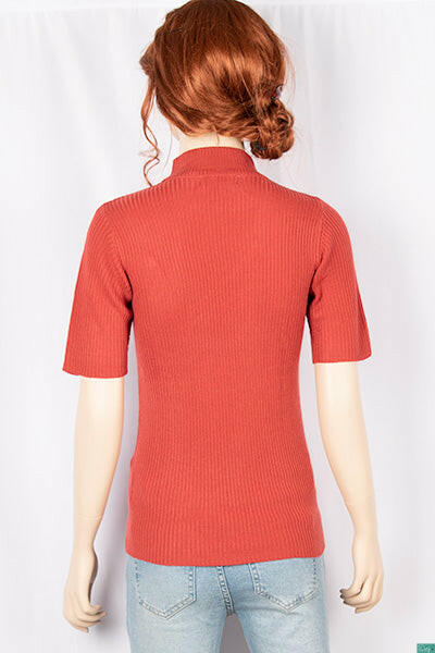 Ladies half sleeve casual fit round neck sweater.