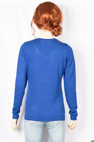 Ladies full sleeve casual fit V neck knitwear.
