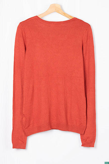 Ladies full sleeve casual fit V neck knitwear.