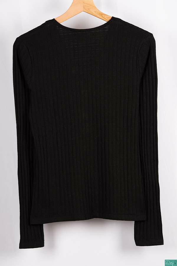 Ladies full sleeve casual fit V neck with big buttons tops