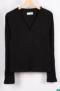 Ladies full sleeve casual fit V neck tops in Black.