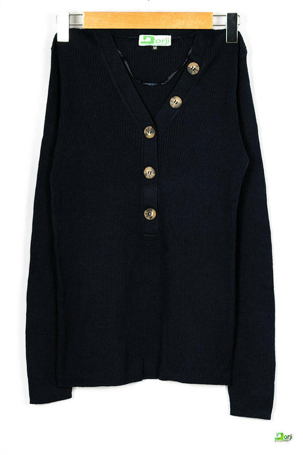 V neck full sleeve ladies’ light soft sweater with button