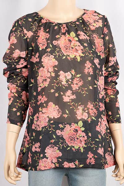 Ladies round neck with full sleeve casual fit Pink floral tops in Black