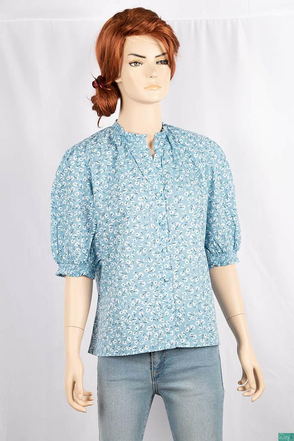 Ladies frilly half sleeve loose fit tops with frilly neck