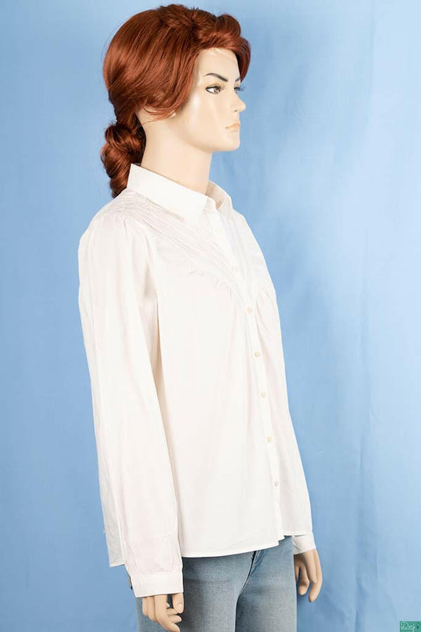 Ladies full sleeve casual fit collar shirt with pleated designed chest.