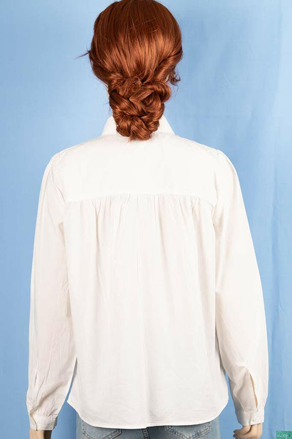 Ladies full sleeve casual fit collar shirt with pleated designed chest.