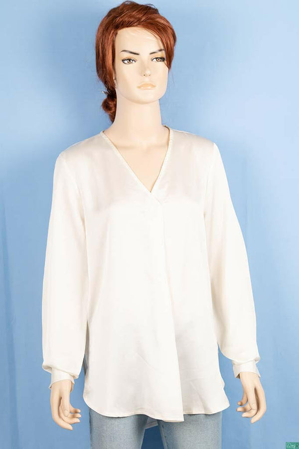 Ladies full sleeve V neck casual fit high quality a classy look tops.