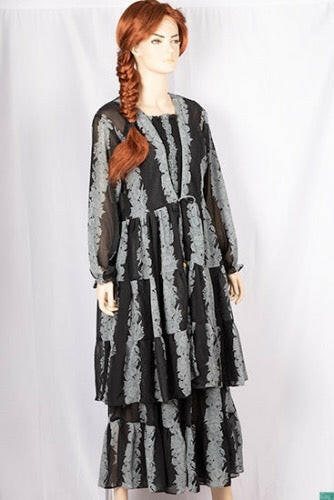 Ladies double part long dress with a nice flare. A nice smoky Stretchable chest sleeveless inner part including a beautiful full sleeve top part dress.