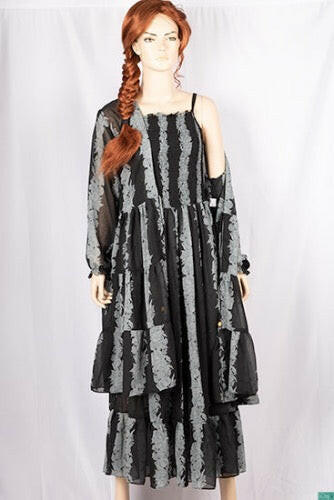 Ladies double part long dress with a nice flare. A nice smoky Stretchable chest sleeveless inner part including a beautiful full sleeve top part dress.