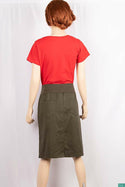 Ladies casual fit Stretchable waist skirt with pockets.