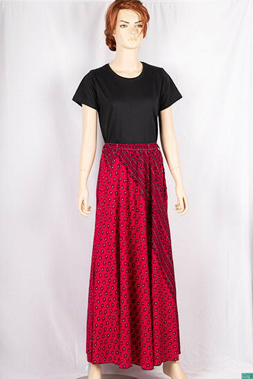 Ladies casual fit Stretchable waist skirts with Side optional belts.