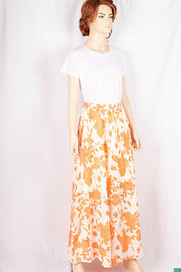 Ladies casual fit Stretchable waist skirts with Side optional belts.