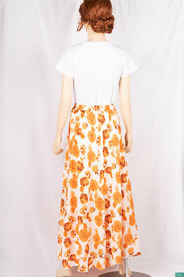 Ladies casual fit Stretchable waist skirts with Side optional belts.