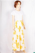 Ladies casual fit Stretchable waist skirts with Side optional belts.