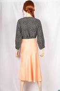 Ladies casual fit mid length Stylish skirts with side chain.