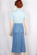 Ladies casual fit mid length stretchy, stylish middle split skirts with buttons.