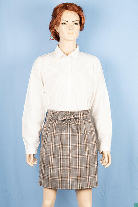 Ladies casual fit short length   Stretchy Stylish skirts with a fashionable bow belt. 