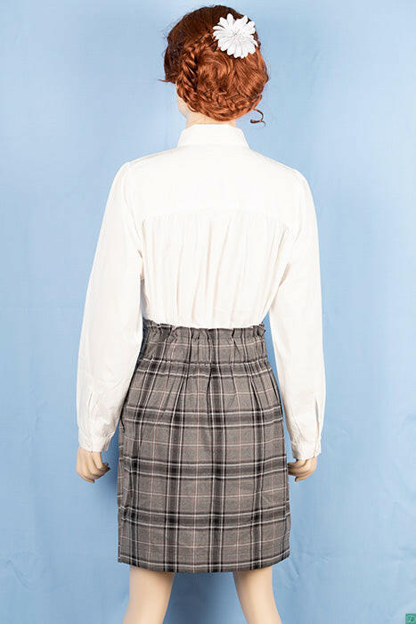 Ladies casual fit short length   Stretchy Stylish skirts with a fashionable bow belt.