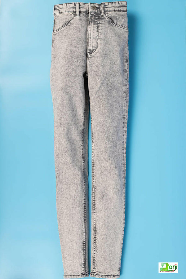 Ladies regular fit faded Jeans in Ash.