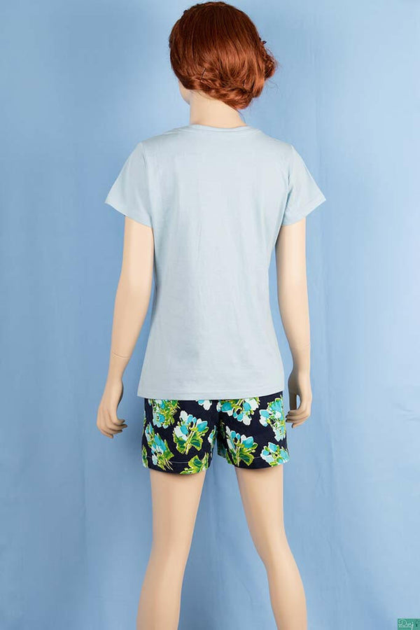 Ladies round neck regular fit short sleeve T-shirts.