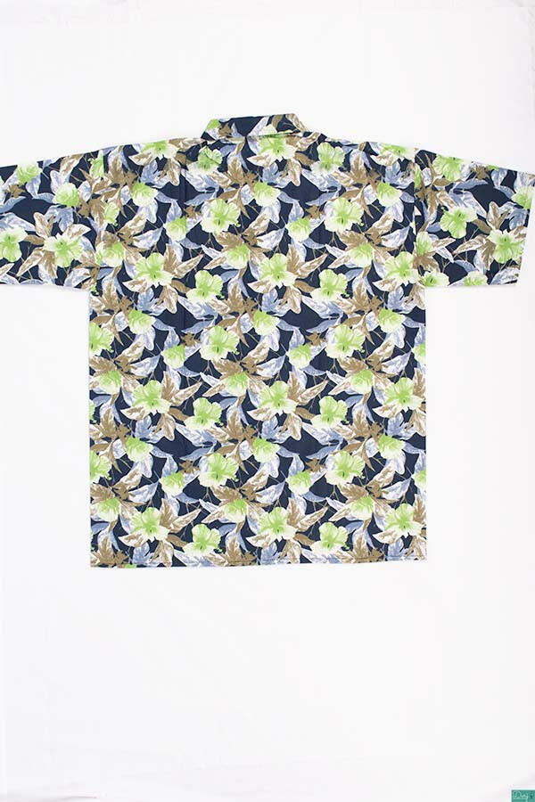 Men’s half sleeve slim fit greenish white floral prints summer Shirts.