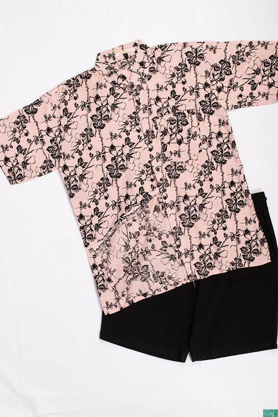Men’s half sleeve slim fit black floral summer prints shirts.