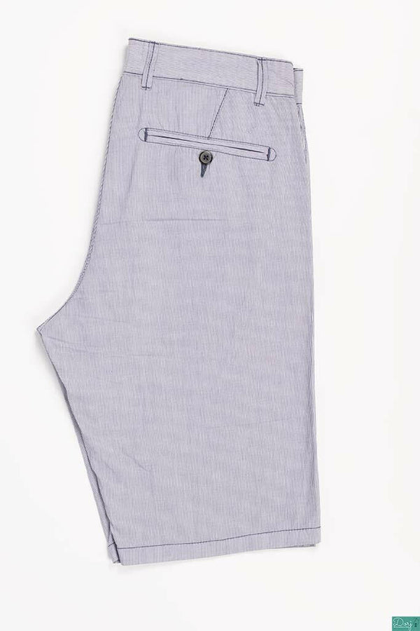 Men’s Casual Shorts with front & back pockets in white and grey stripe colour.