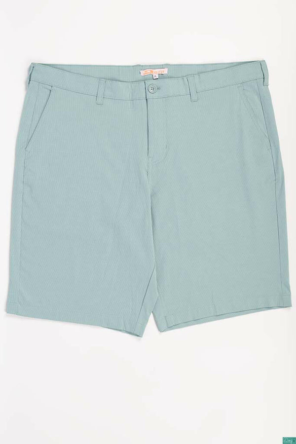 Men’s check Comfortable stylish, Casual Shorts are with pockets and elastic drawstring waist.