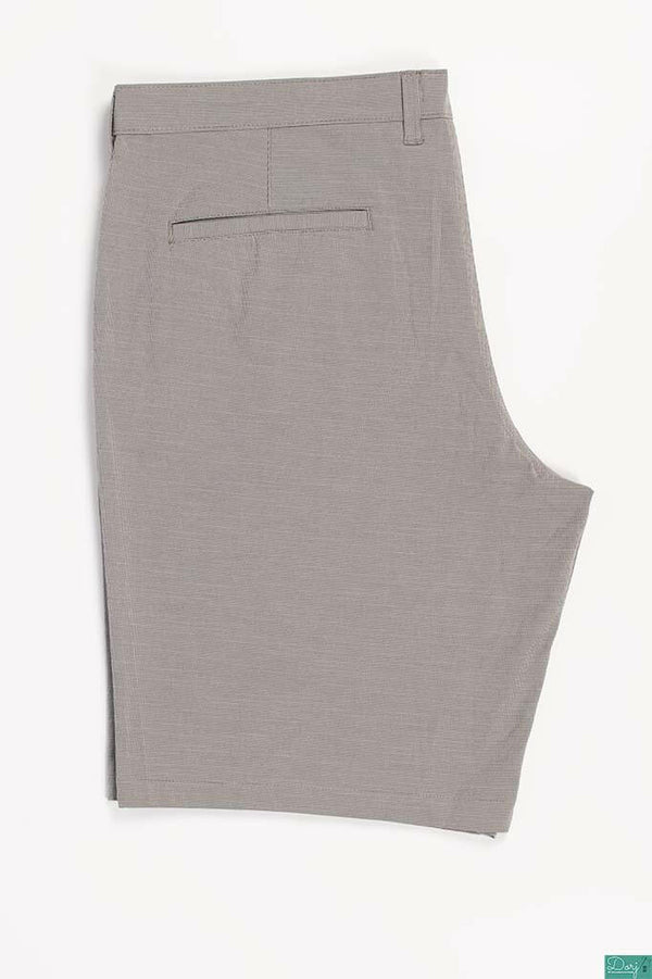 Men’s check Comfortable stylish, Casual Shorts are with pockets and elastic drawstring waist.