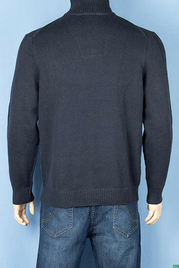 Men’s full sleeve casual fit high neck 1/4 zip sweater.