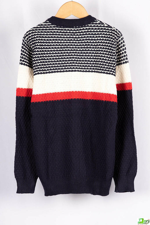 Boy's Crew neck casual fit full sleeve knitted 3 shades jumper in B&W and Red.