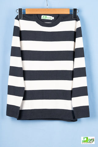 Boys full sleeve round neck in Black & White stripes in the Full knit sweater.