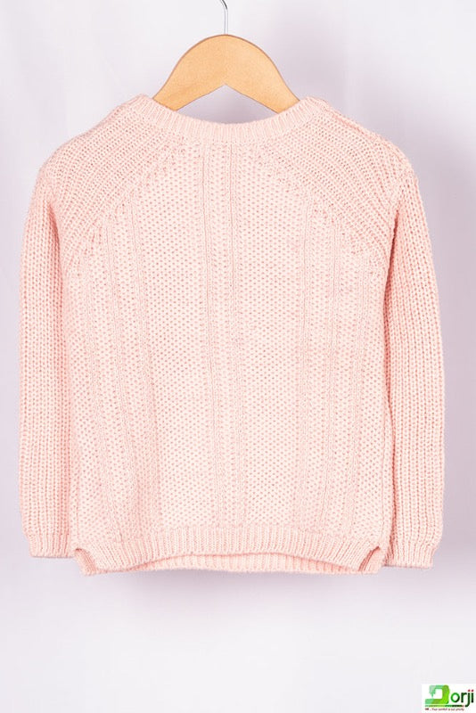 Girl’s full sleeve slim fit round neck knitted sparkle sweater in various colours. A very beautifully knitted comfortable sweater with 65% cotton & 35% polyester. Suitable for Winter and Spring.