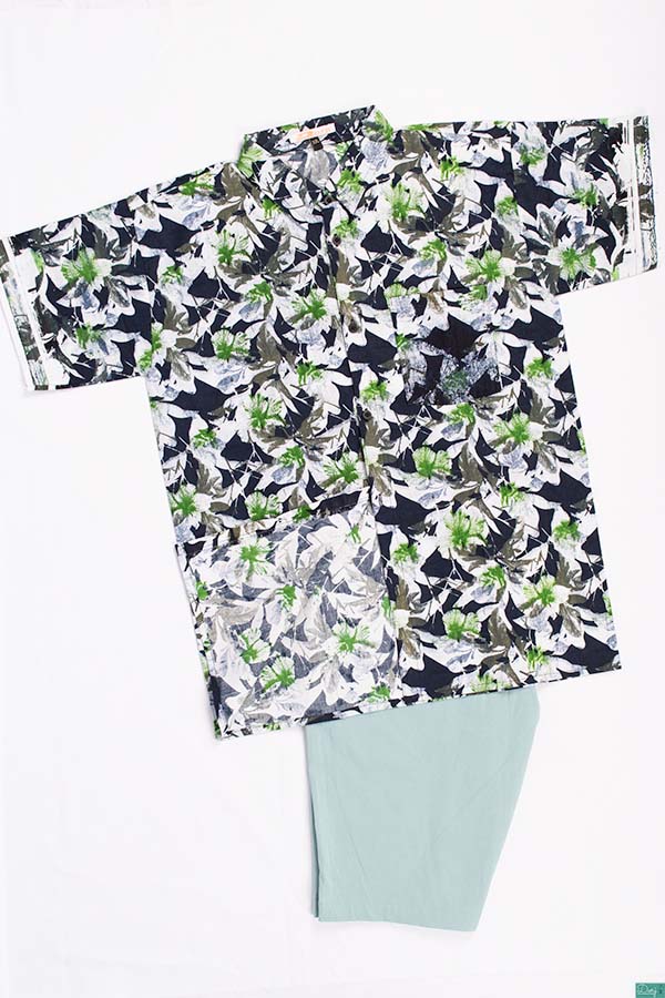 Men’s half sleeve slim fit greenish white jungle prints summer Shirts. 