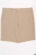 Men’s check Comfortable stylish, Casual Shorts are with pockets and elastic drawstring waist.
